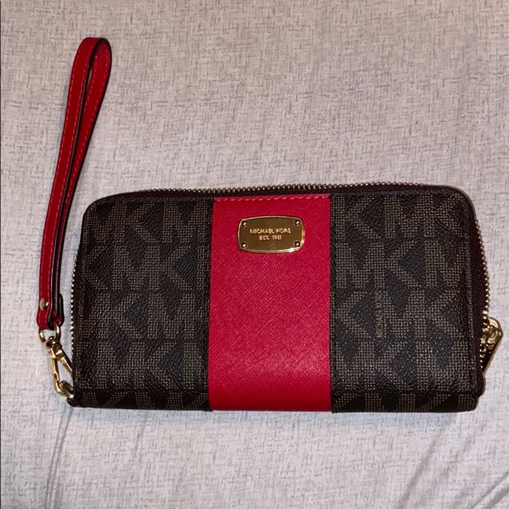 Michael Kors phone wallet